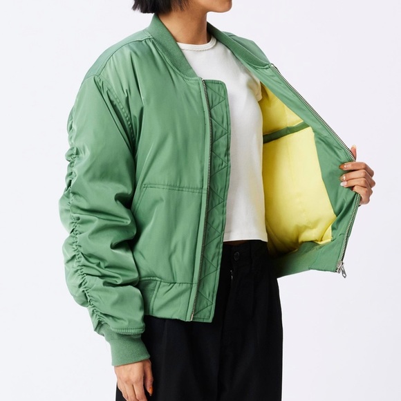 Obey Satin Bomber - size medium - new with tags - Picture 2 of 7